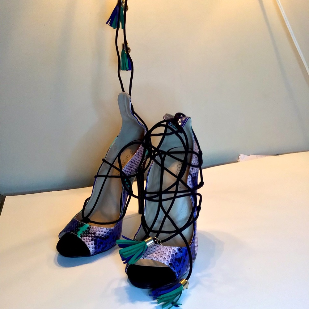 Brand new.Never worn tie up ankle snake pattern sandals gold, black,blue, green